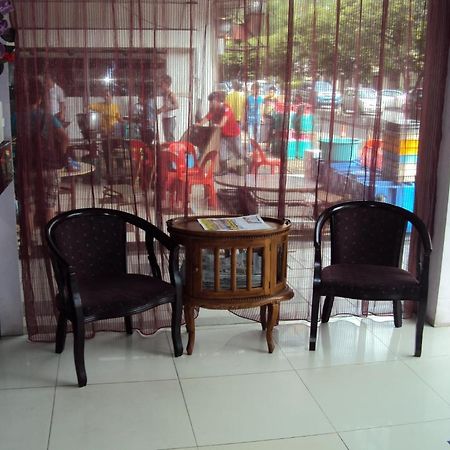 Kinabalu Borneo Hotel Кота Кинабалу Екстериор снимка
