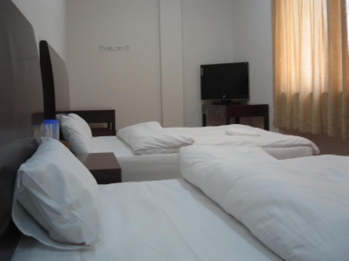 Kinabalu Borneo Hotel Кота Кинабалу Екстериор снимка